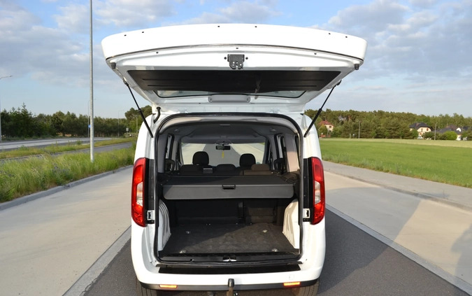 Fiat Doblo cena 39900 przebieg: 312000, rok produkcji 2017 z Mosina małe 497